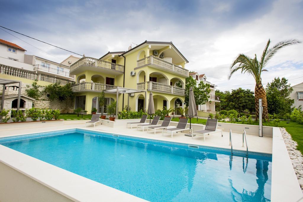 Apartments Bago تروغير المظهر الخارجي الصورة