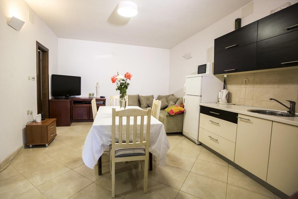 Apartments Bago تروغير المظهر الخارجي الصورة